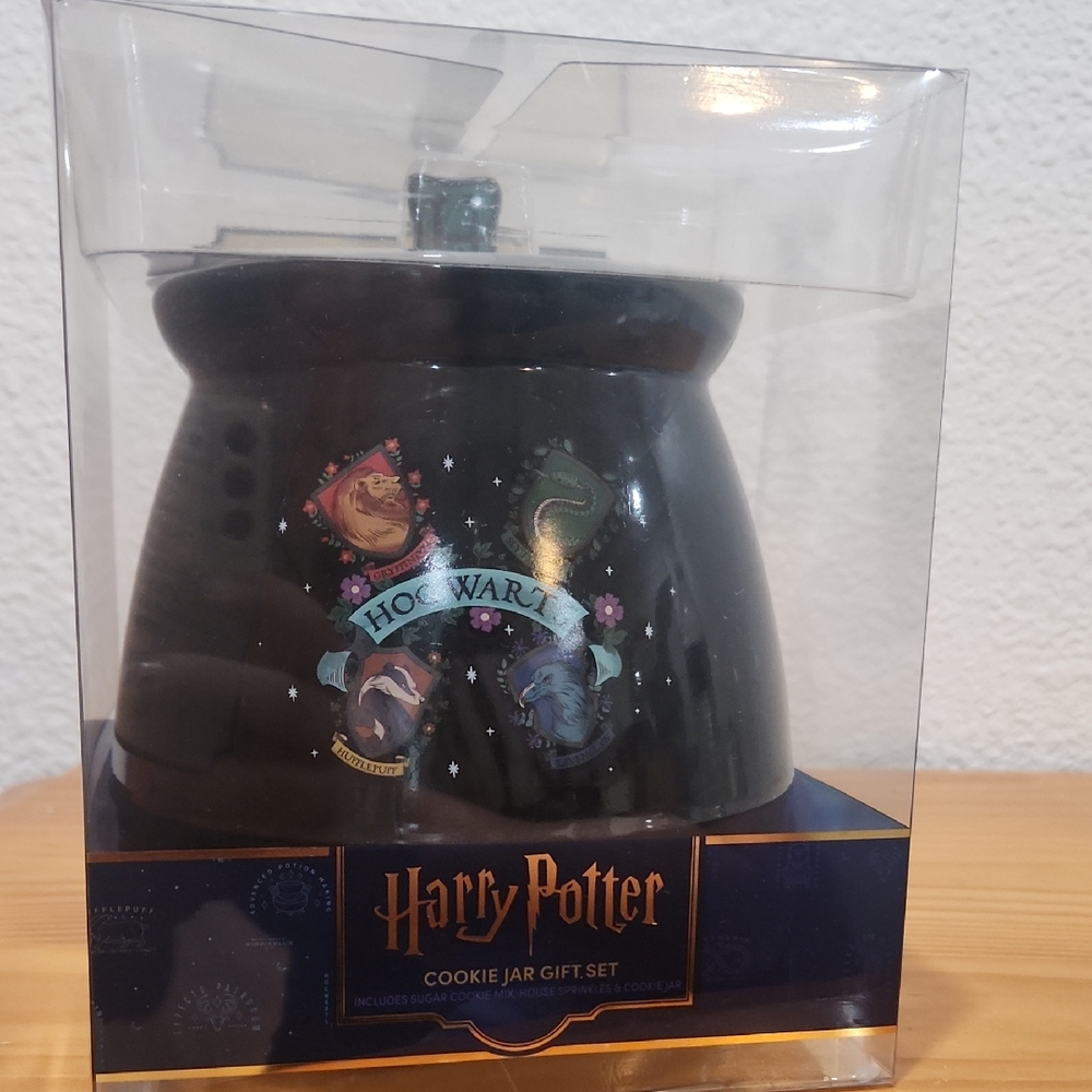 Harry Potter Hogwarts Cookie Jar